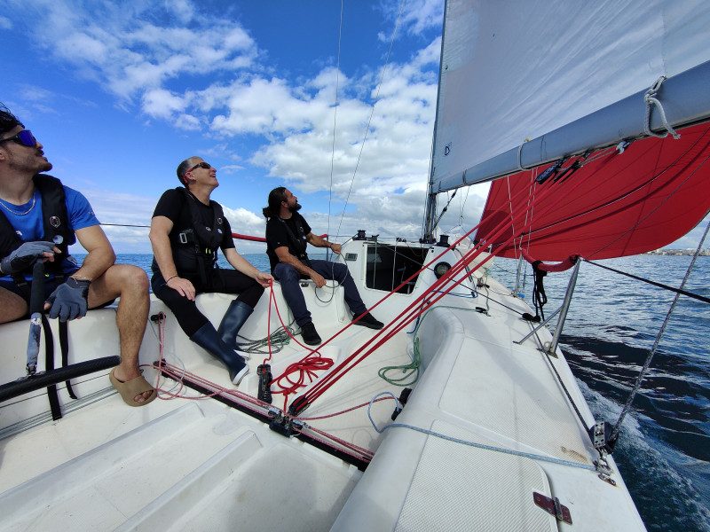 Navigation sensationnelle sur voilier tout équipé