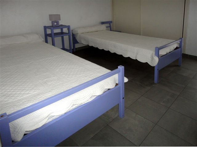 CROUZET-2Chambre-lit-double---lit-1-pers