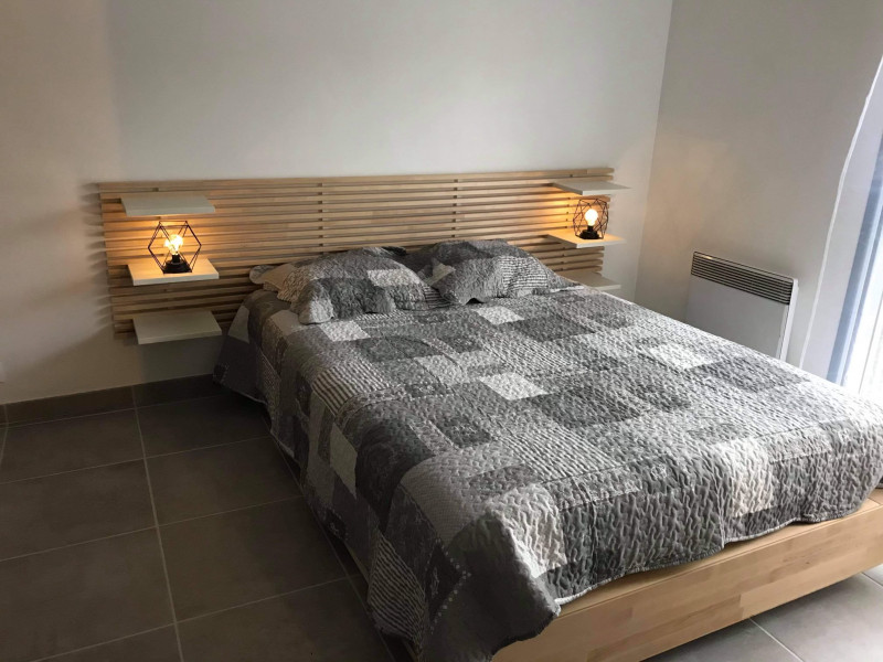 HLO-APPARTEMENT 3 ETOILES-CARNON-BALAYN PATRICK-CHAMBRE
