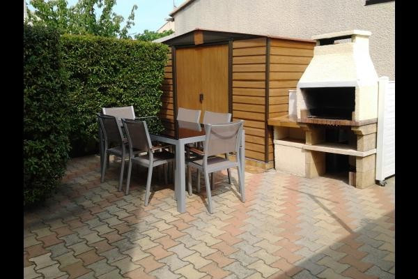 Juste a cote de la grande bleue_14